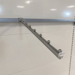 bras incliné pour barre de charge