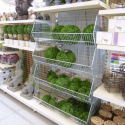 gondole avec panier filaire