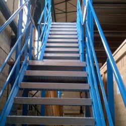 Escalier pour mezzanine